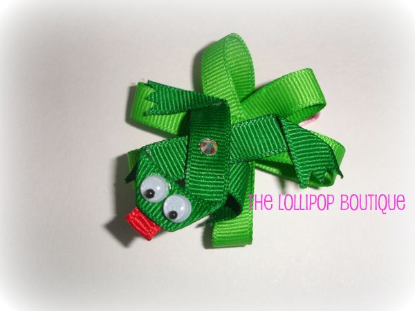 Lillypad Frogs-Frogs, lillypad, ribbon, sculpture